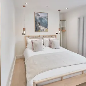 Apartment Host & - Abbey Hus, Whitby
