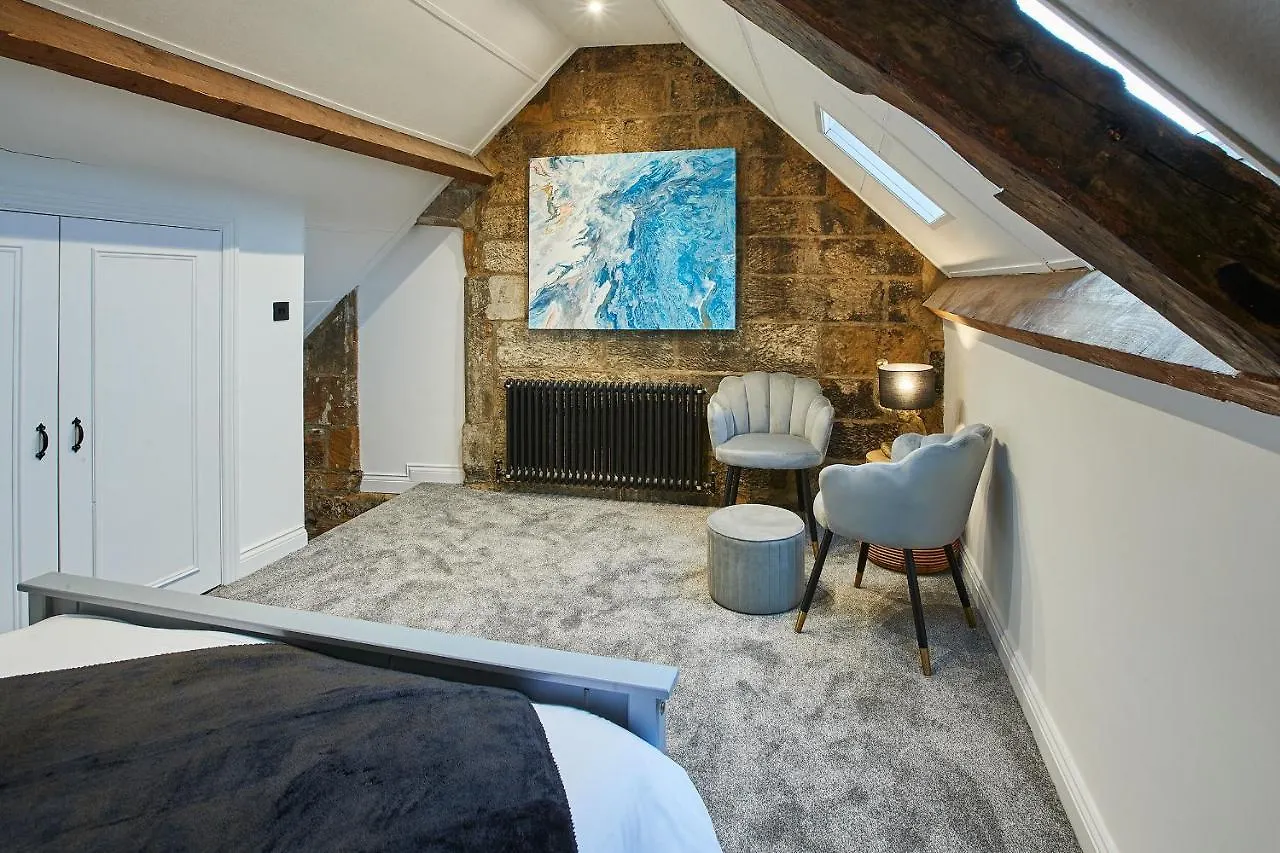 Whitby Boutique - Market Quarters