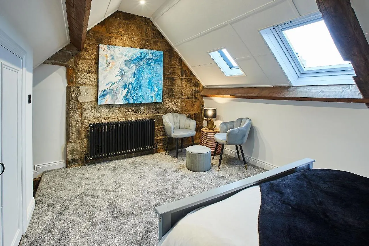 Whitby Boutique - Market Quarters